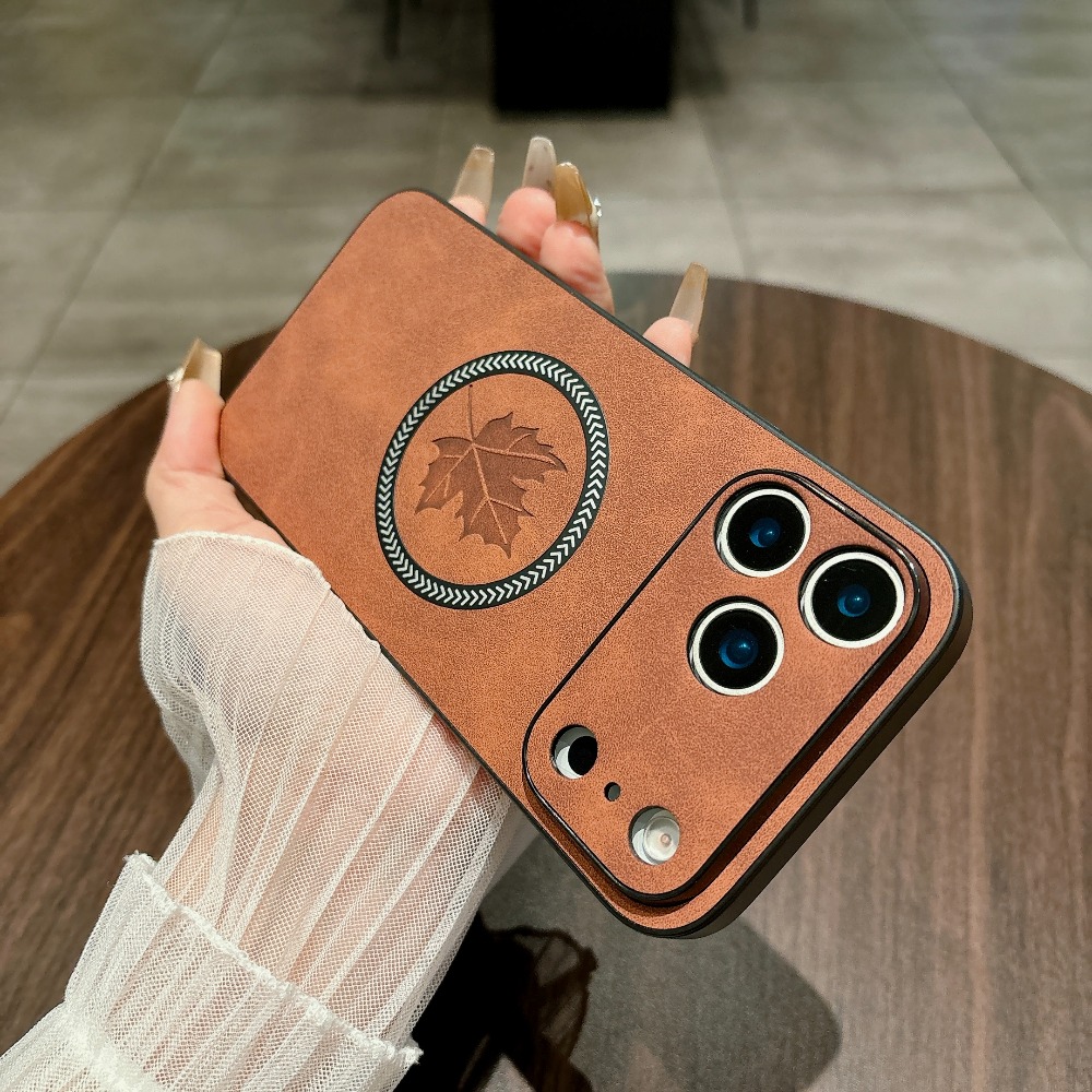 Camera Leather Case - حافظة جلدية مغناطيسية لهاتف آيفون 17