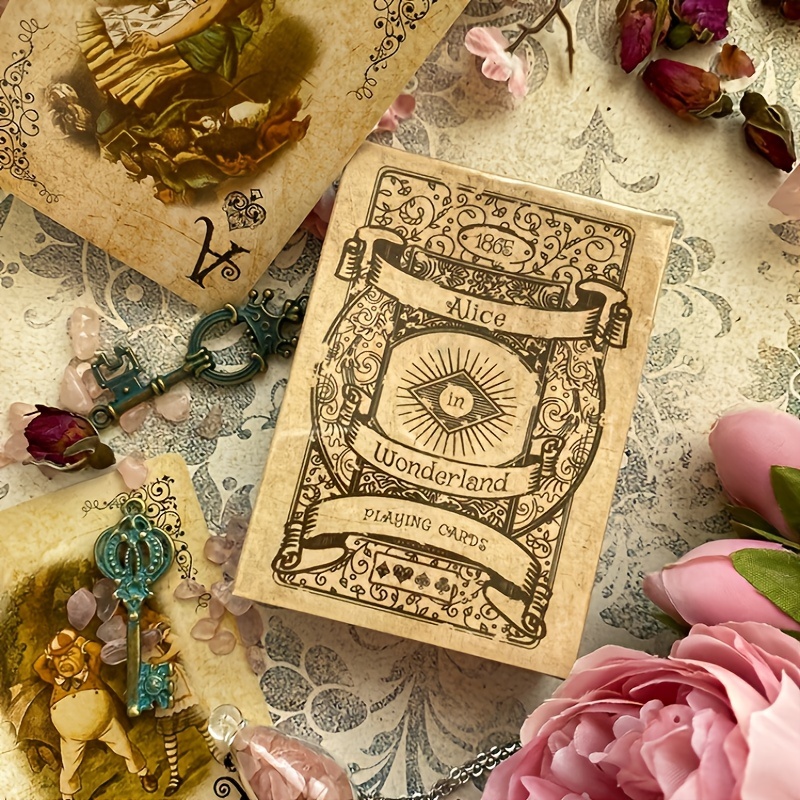 Vintage Collectible Playing Cards - أوراق لعب على الطراز العتيق تتميز