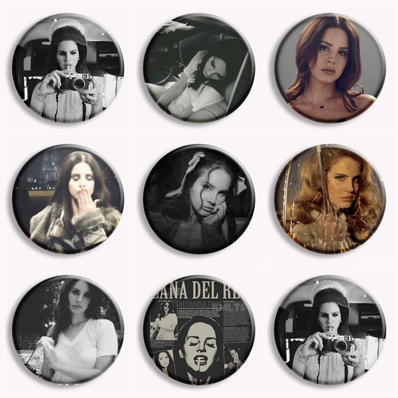 Vintage Collectible Pins - أنا أحب لونا خمر الفني الرجعية