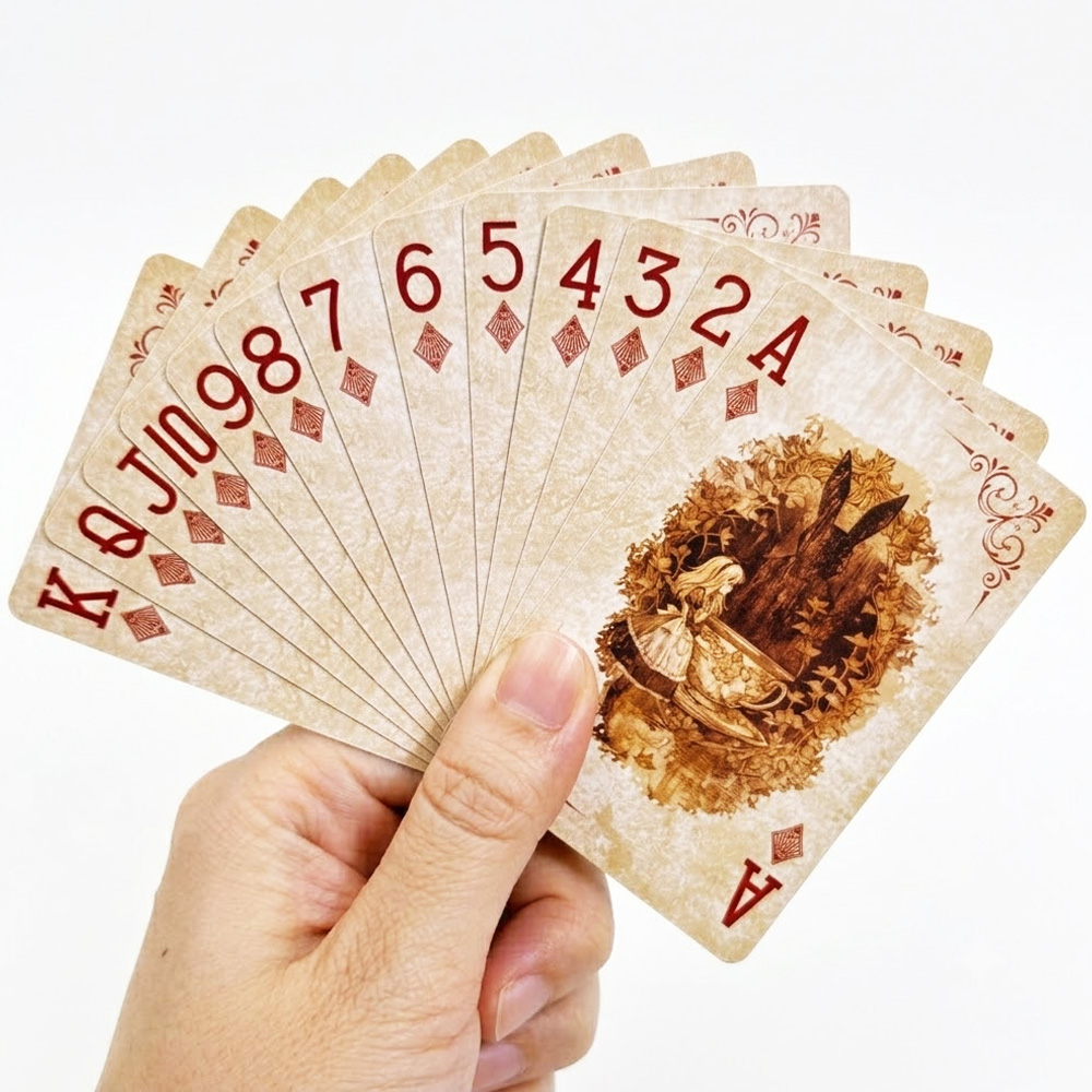 55 قطعة من بطاقات لعب أليس في  - مراجعة Vintage Collectible Playing Cards وسعره