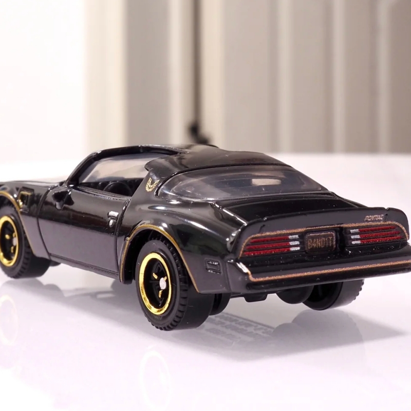 نموذج سيارة معدني مصغر بمقياس  - مراجعة Vintage Toys Collector وسعره
