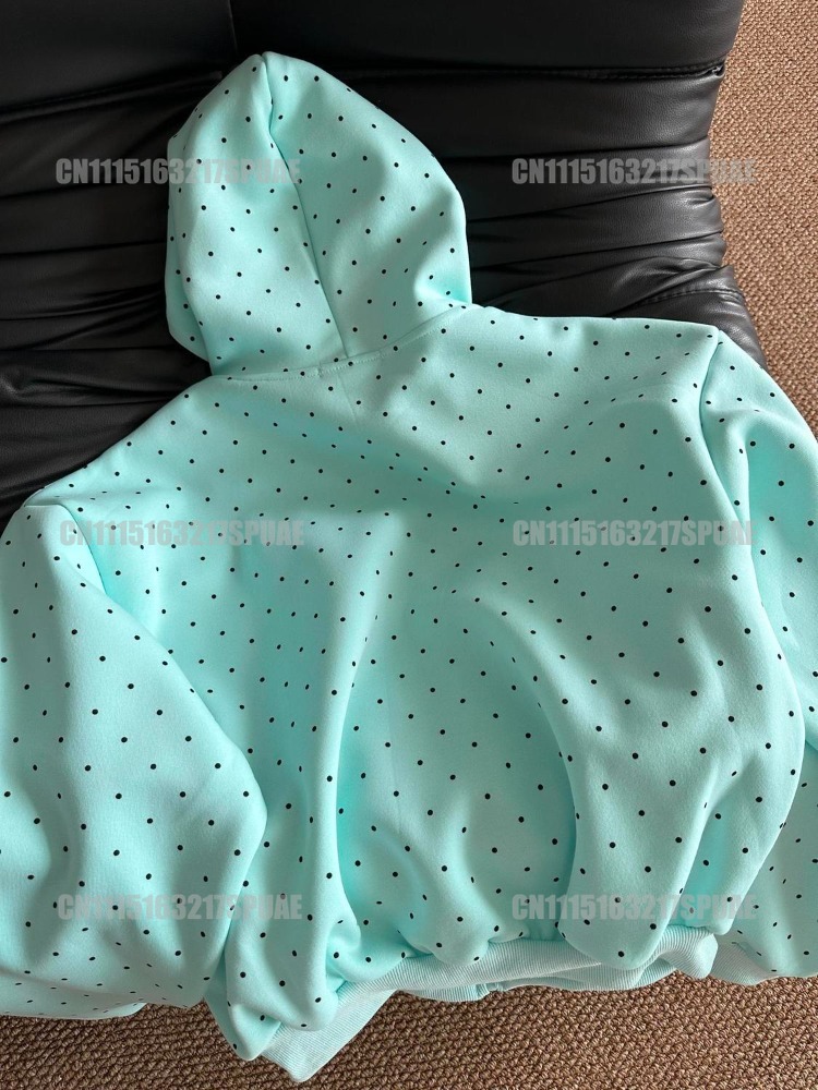 سترة نسائية فضفاضة بطبعة نجوم  - مراجعة Vintage Zip Hoodie وسعره