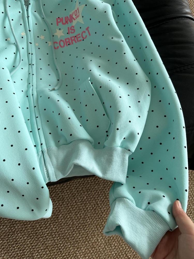 سترة نسائية جديدة لربيع 2026 ب - مراجعة Vintage Zip Hoodie وسعره