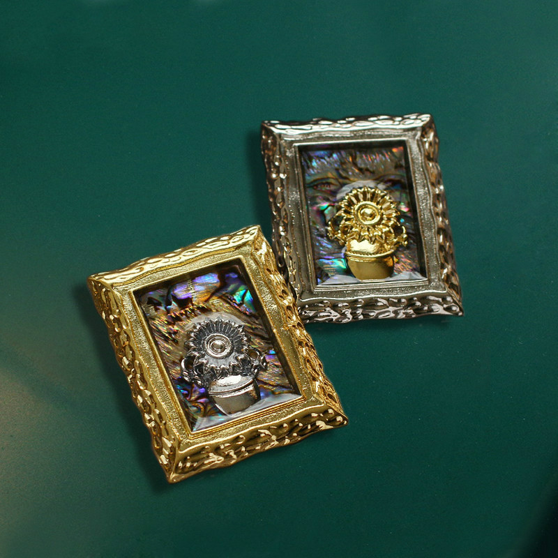 Muylinda-دبابيس على شكل عباد ا - مراجعة Vintage Collectible Pins وسعره