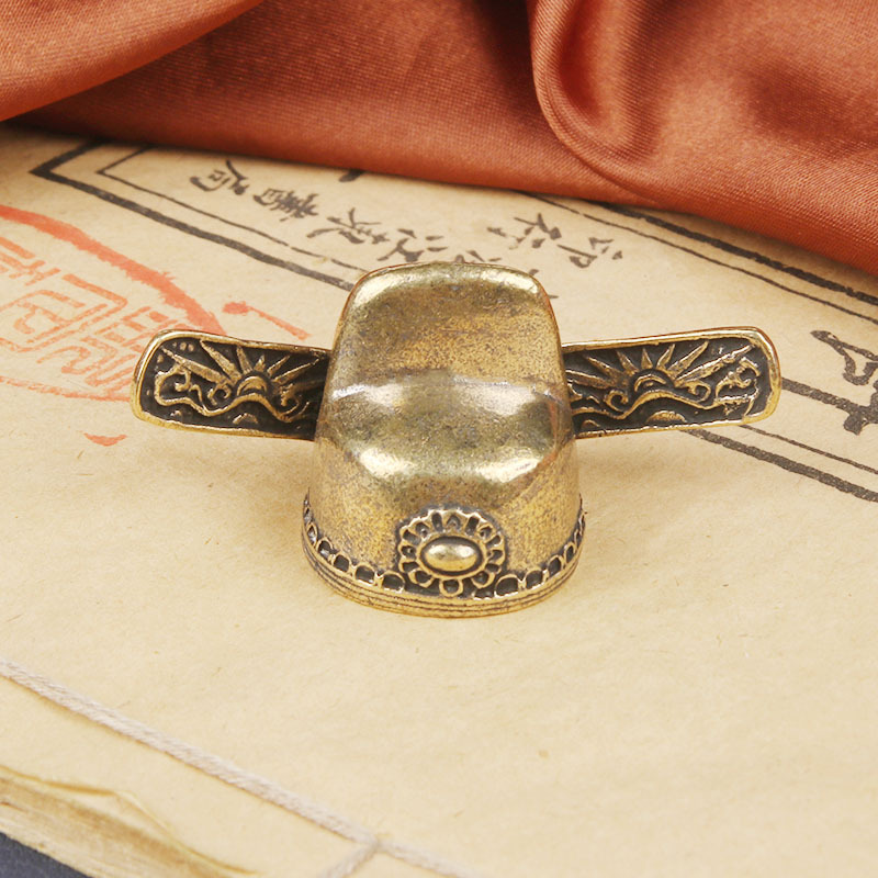 تمثال نحاسي عتيق على شكل أكادي - مراجعة Vintage Collectible Christmas Ornaments وسعره