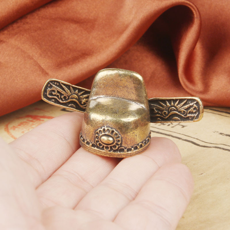 تمثال نحاسي عتيق على شكل أكادي - مراجعة Vintage Collectible Christmas Ornaments وسعره